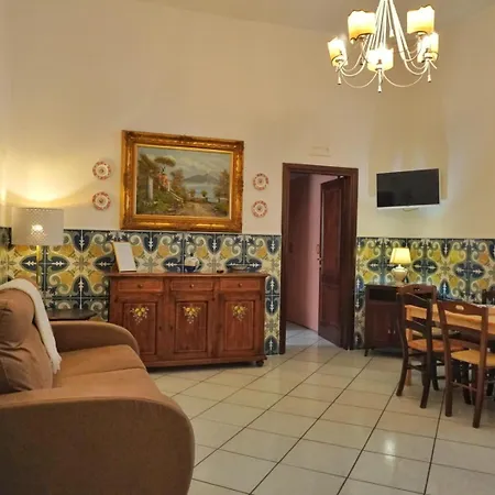 Todisco Apartment *